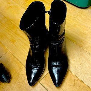 Women’s vagabond boots